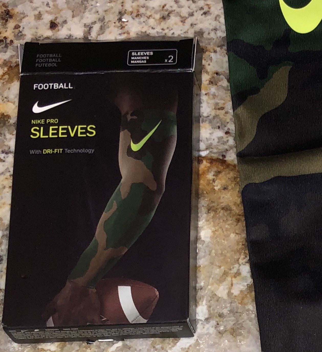 NIKE Pro Dri Fit 3.0 CAMO Compression Football Arm Sleeves NEW Mens Sz S / M