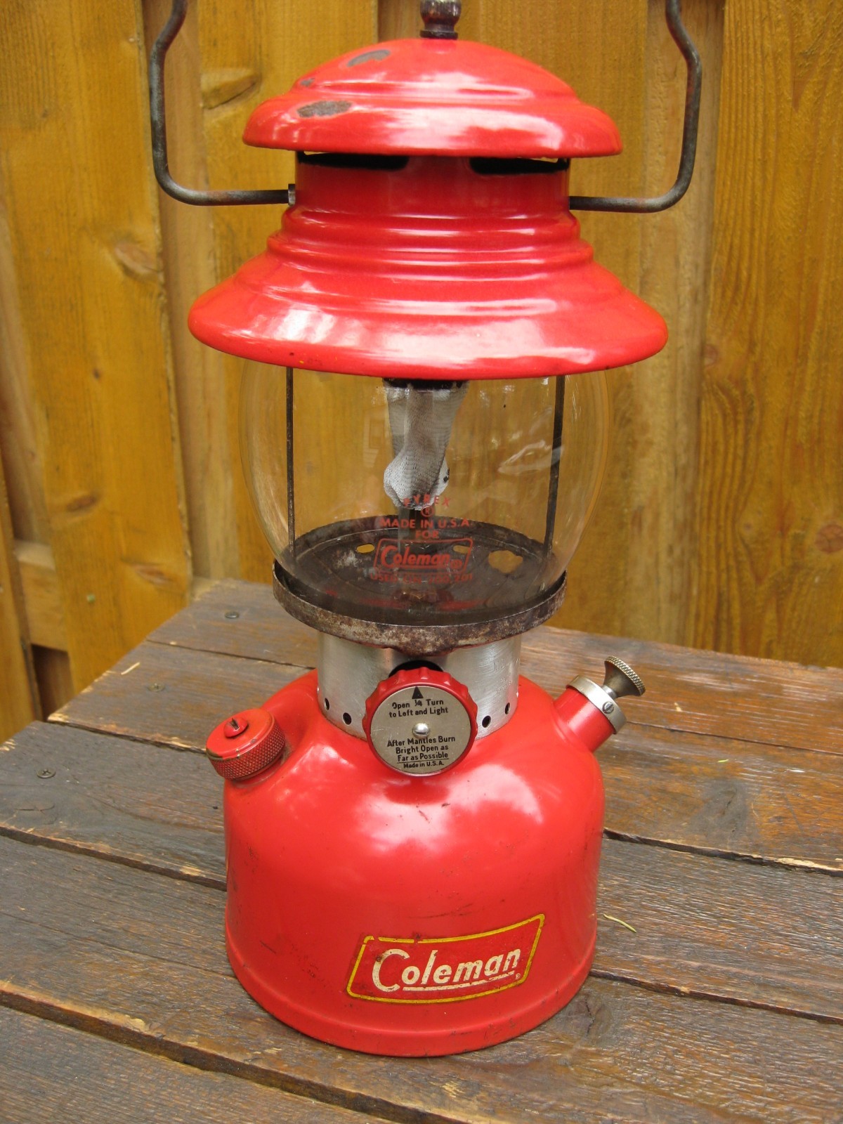 Vintage May 1957 Coleman 200A Single Mantel Lantern For Repair