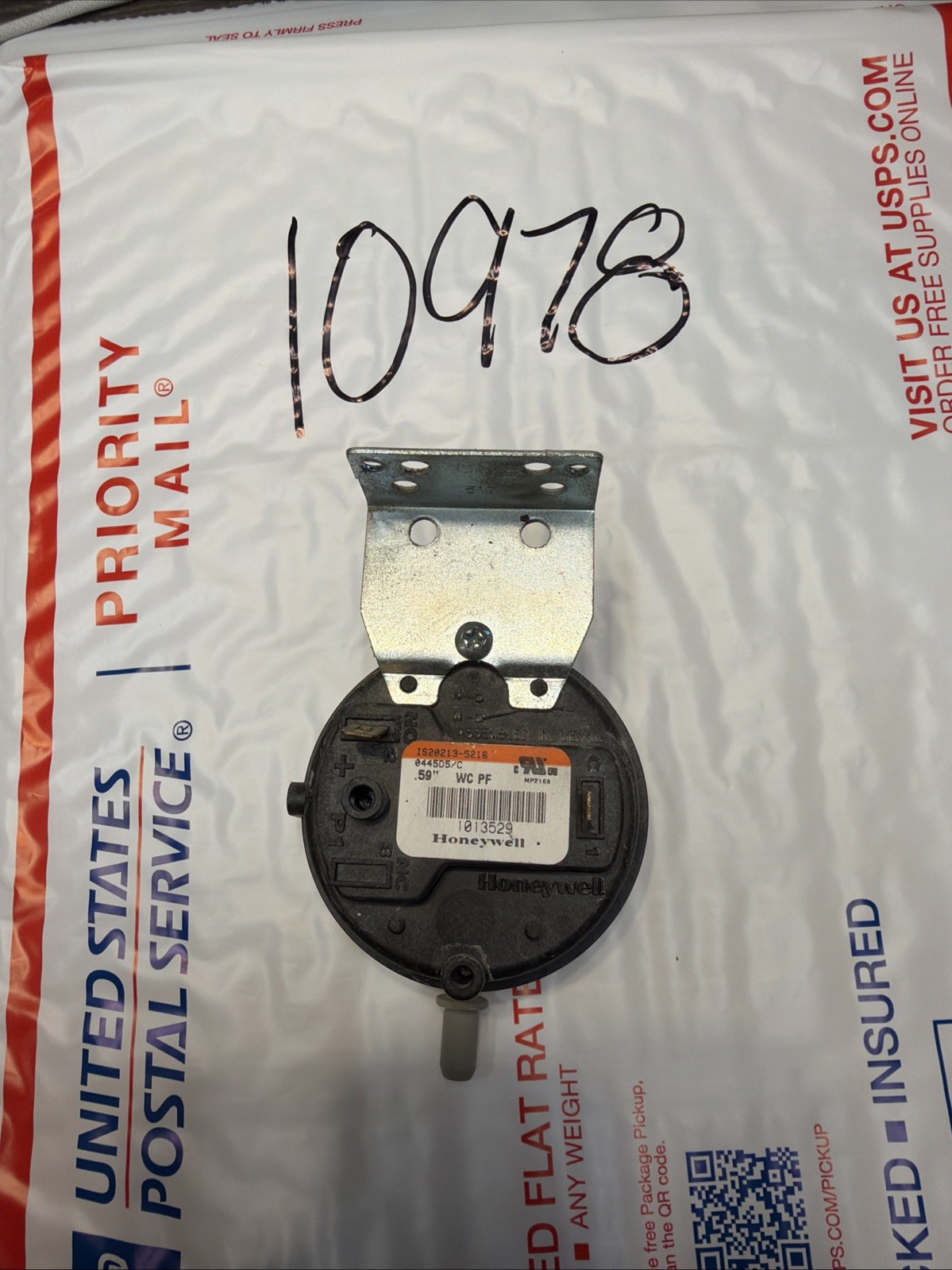 Honeywell 1013529 Furnace Pressure Switch IS20213-5216