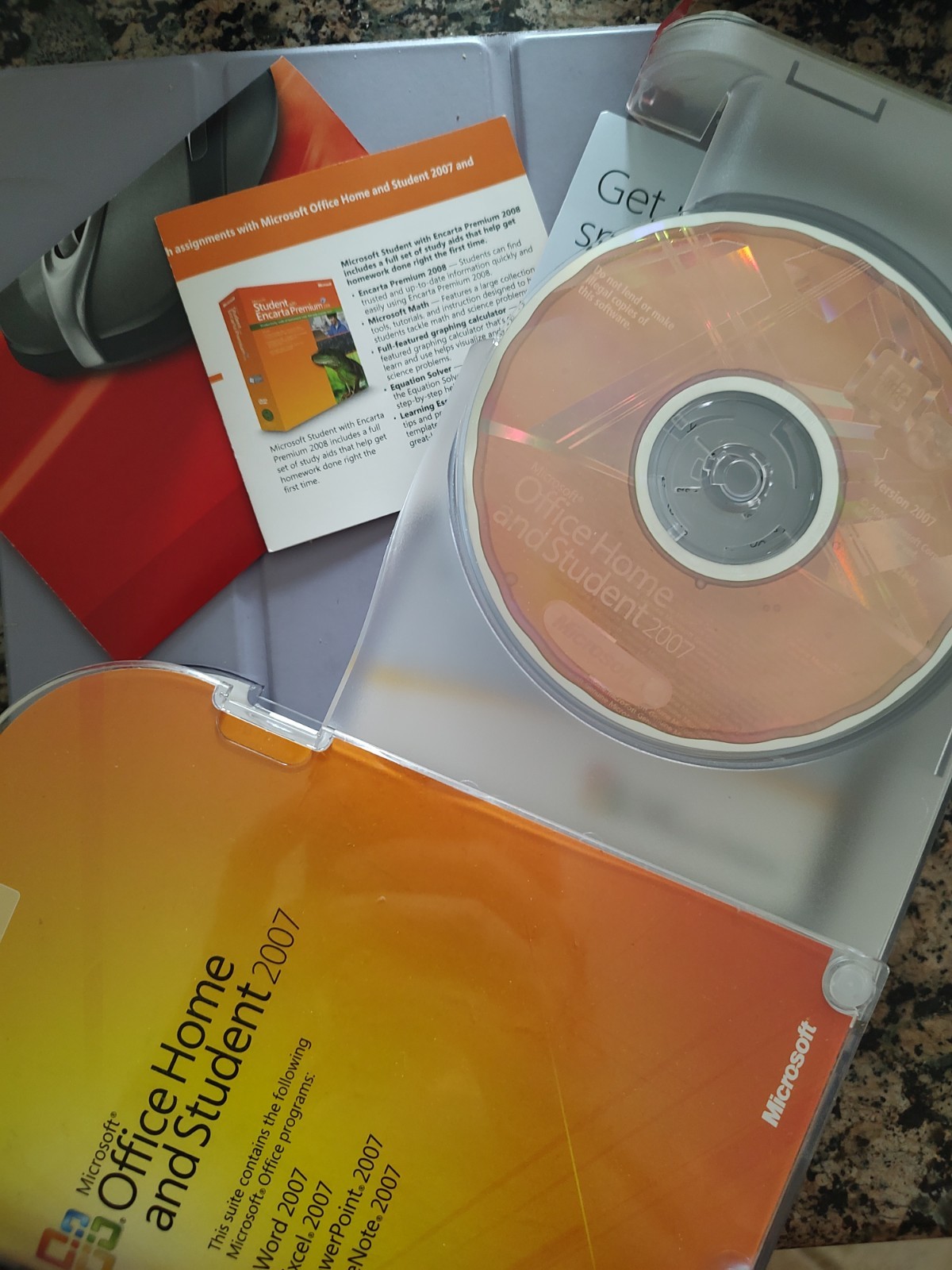 Microsoft Office Home and Student 2007 Word Pre-Owned