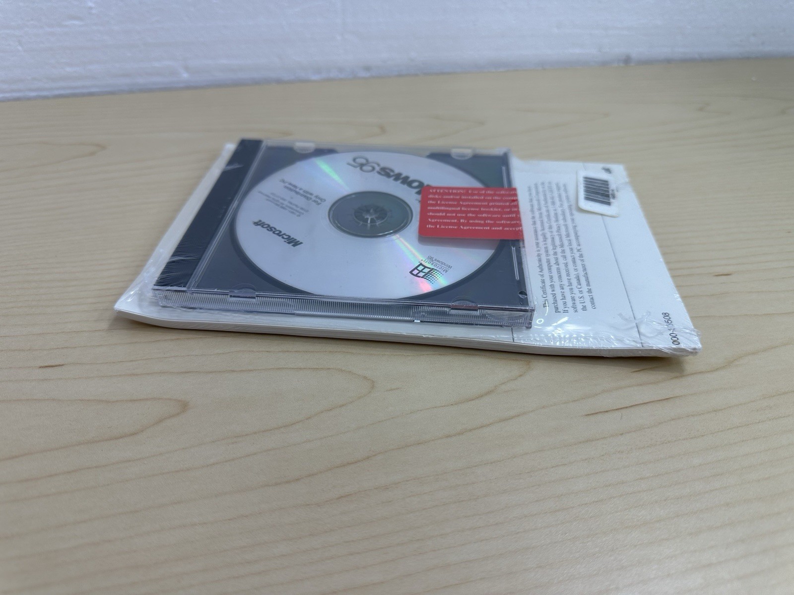 Microsoft Windows 95 Brand New, Sealed CD & Manual