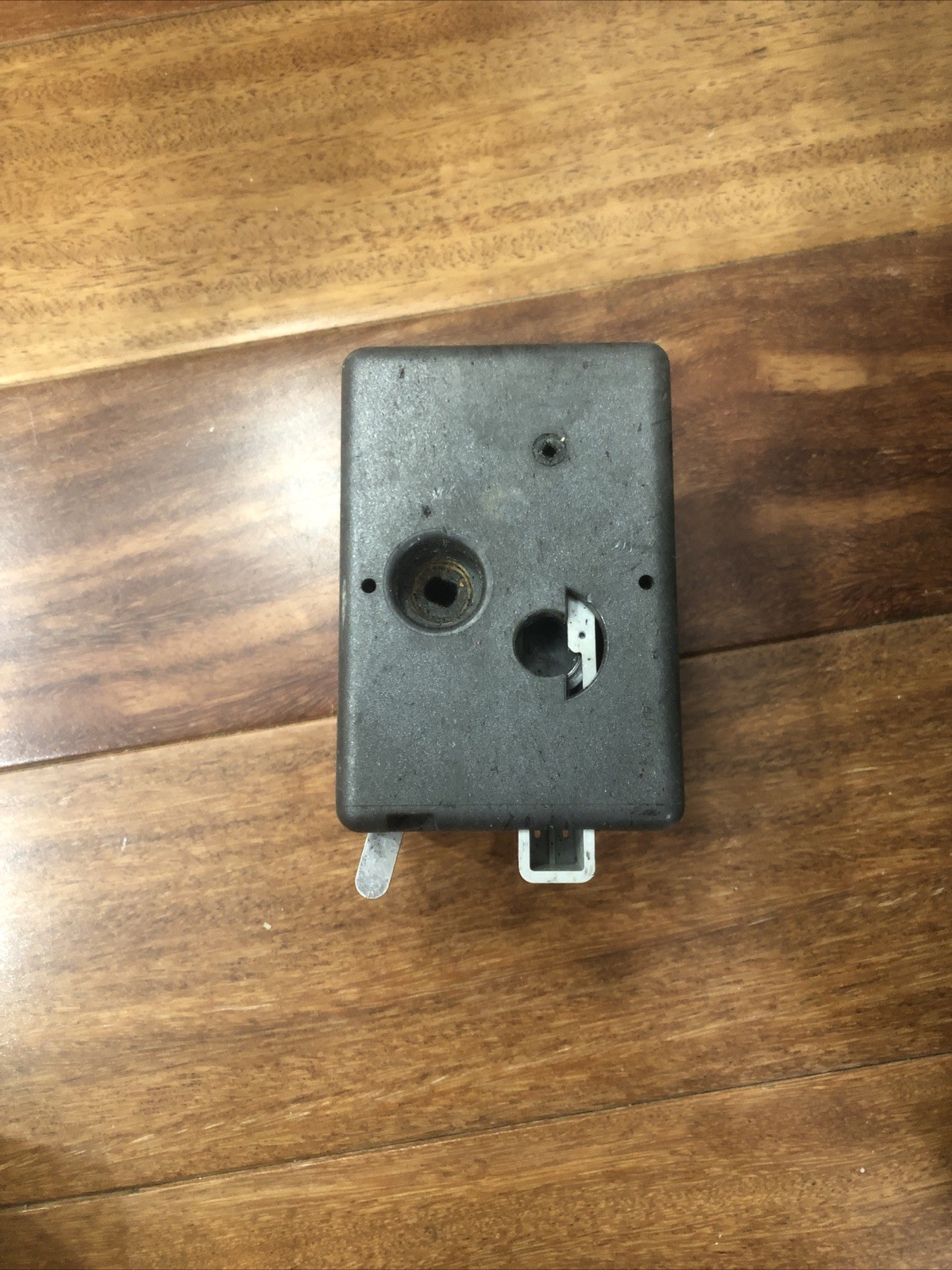 BELIMO ZONE120NC CONTROL VALVE ACTUATOR SPRING RETURN 120V