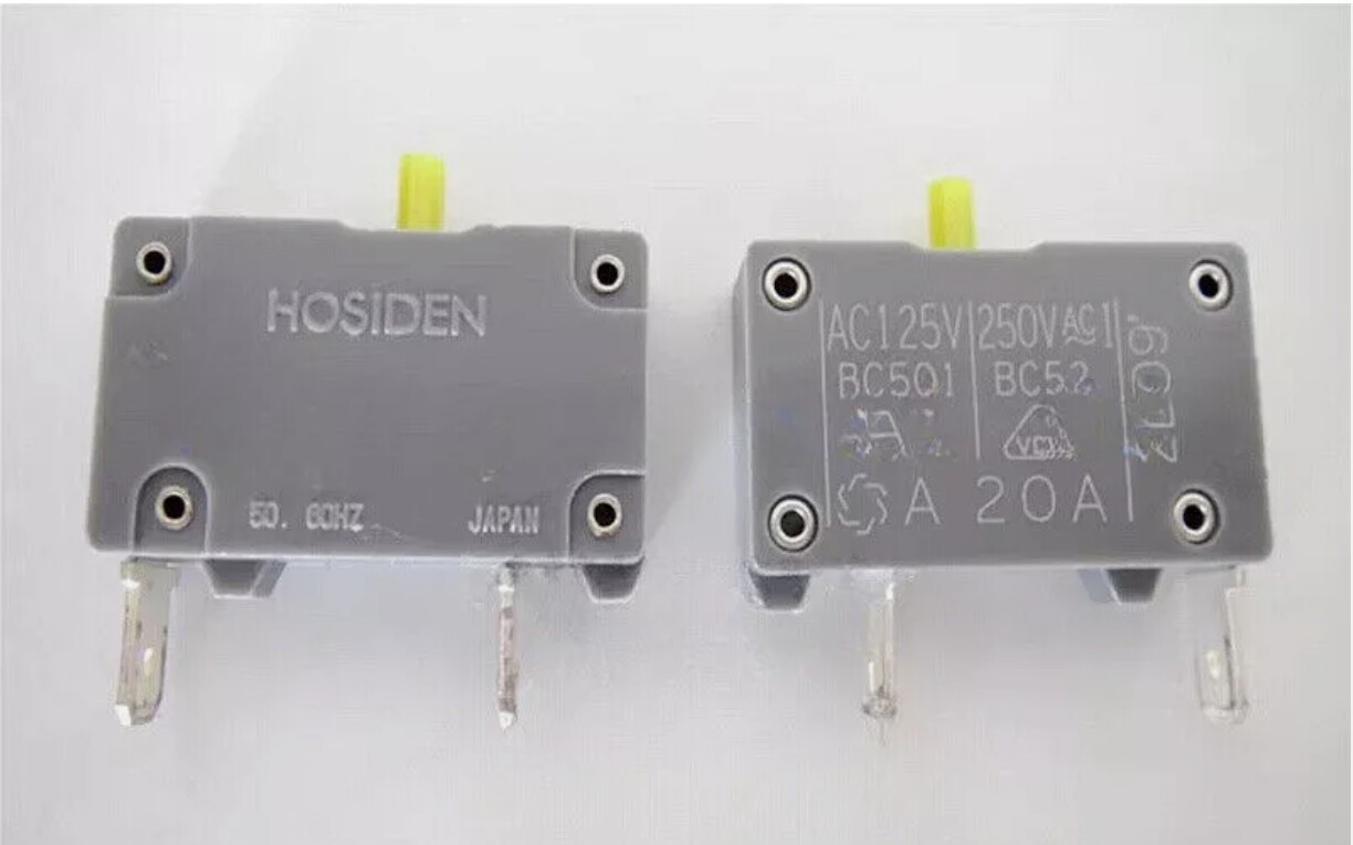 1PCS NEW BC501 AC125V 20A pull back switch Overload leakage switch pin 2