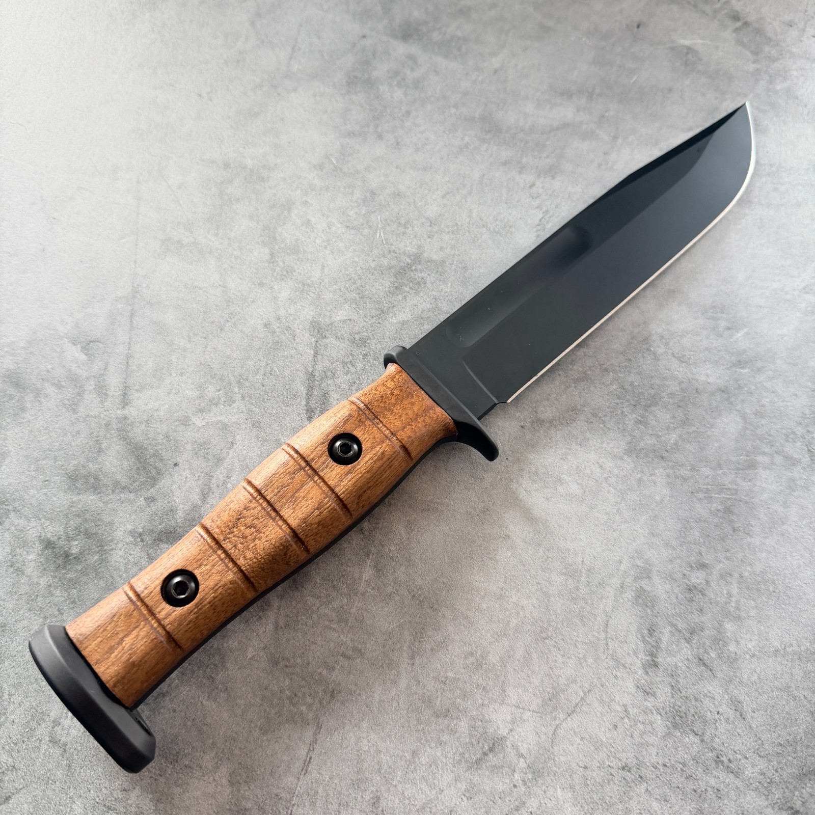 Smooth walnut handles scales for Ka-Bar Slabby