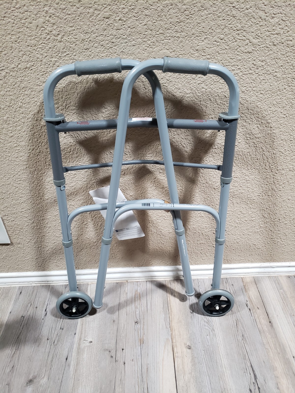 Guardian walker With 2 Wheels