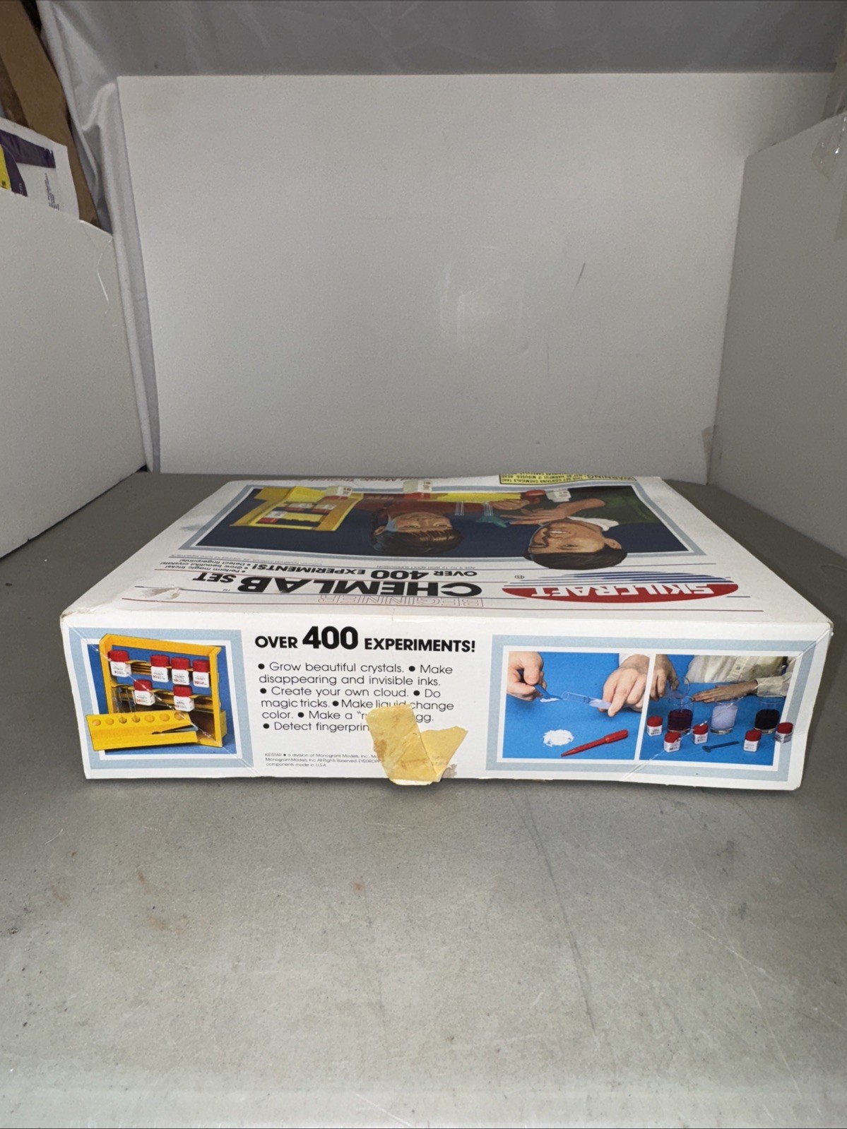 Skilcraft Chemlab Set Over 400 Experiments 1987