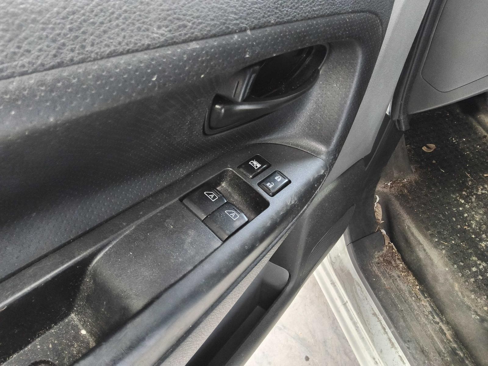 Used Battery Tray fits: 2016 Nissan Nv200 Grade A