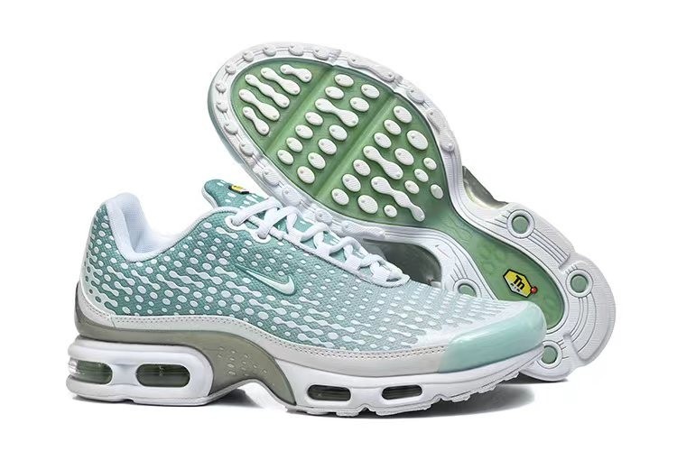 Brand New Nike Air Max Plus TN White and green Men's Air Cushion Sneaker Shoes