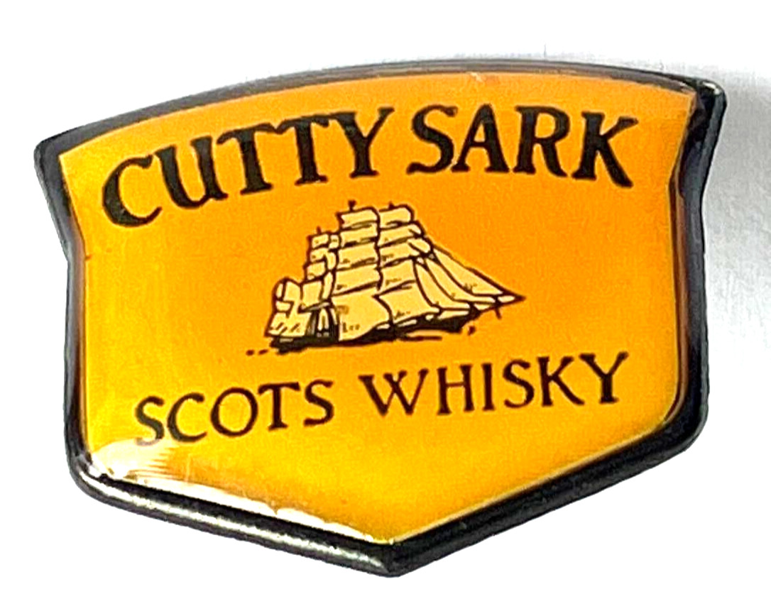 Cutty Sark Scots Whisky Pin (H19)