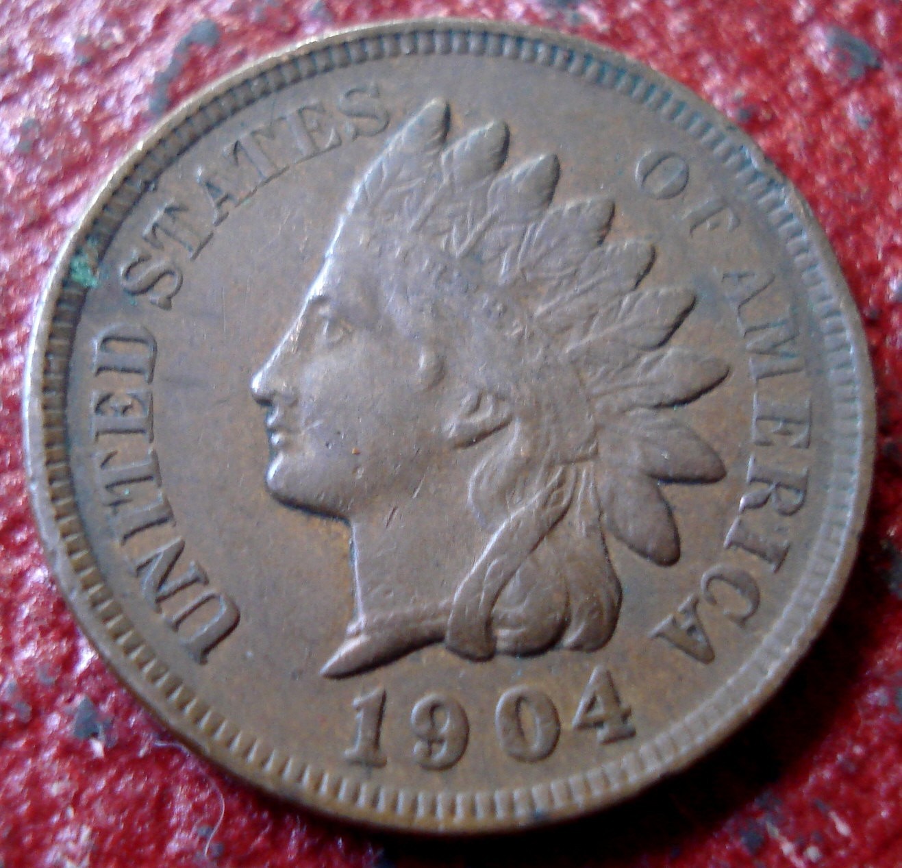 1904 INDIAN CENT IN VF-EF CONDITION