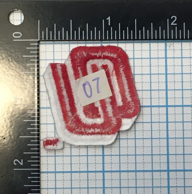 OKLAHOMA SOONERS NCAA COLLEGE VINTAGE 1.5" TEAM LOGO PATCH O7
