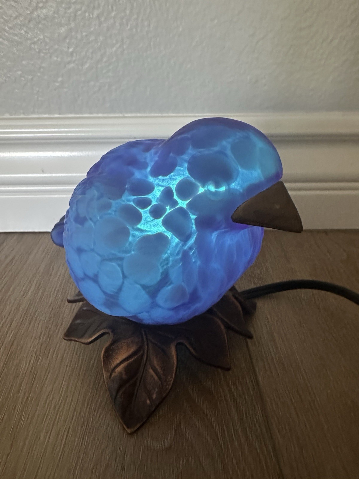 2002 TIN CHI Andrea By Sadek Cobalt Blue Glass Bird Lamp Light Brass