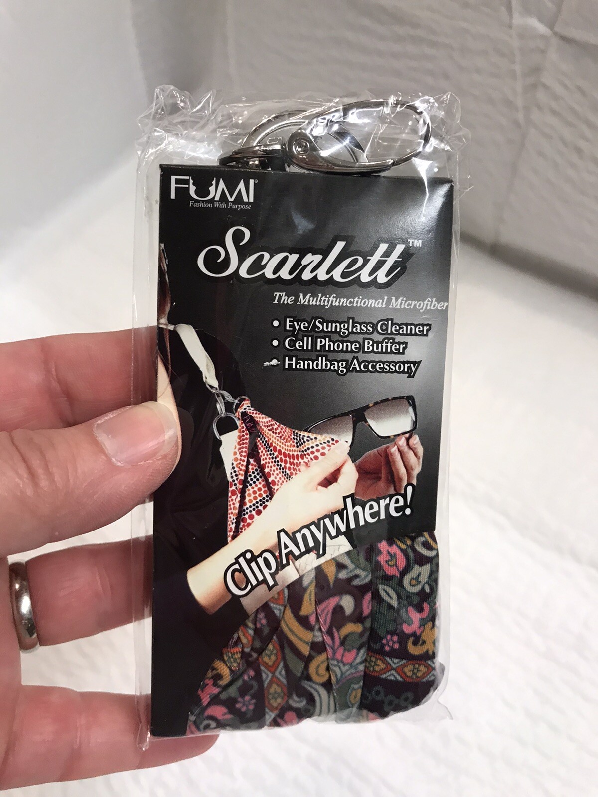 FUMI Scarlett Fashion with Purpose Microfiber Cloth Eyeglass Cell Phone Cleaner