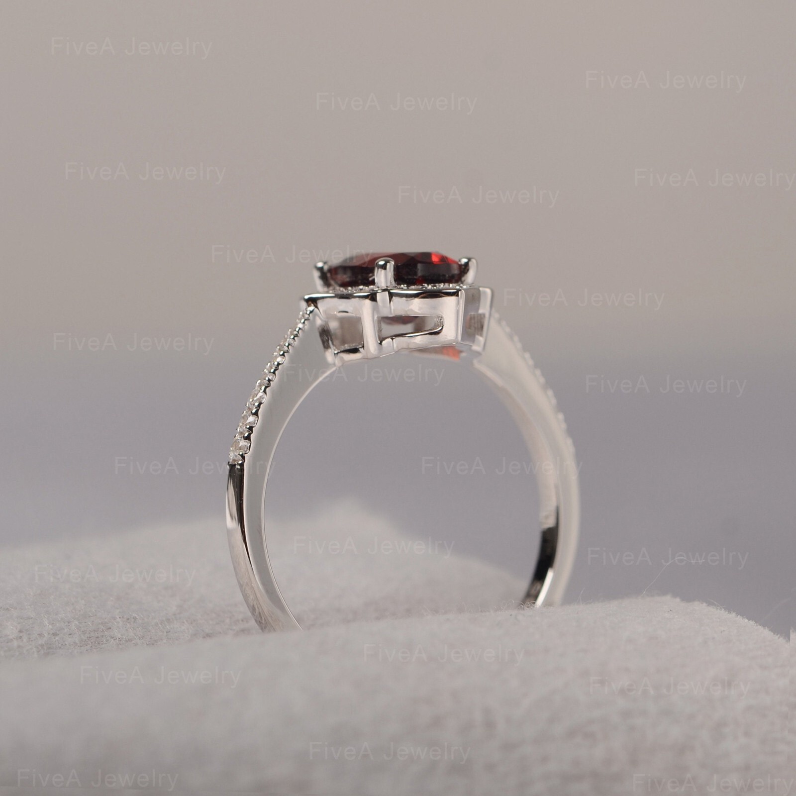Natural Garnet Ring Oval Cut ring 925 sterling silver ring Engagement Ring