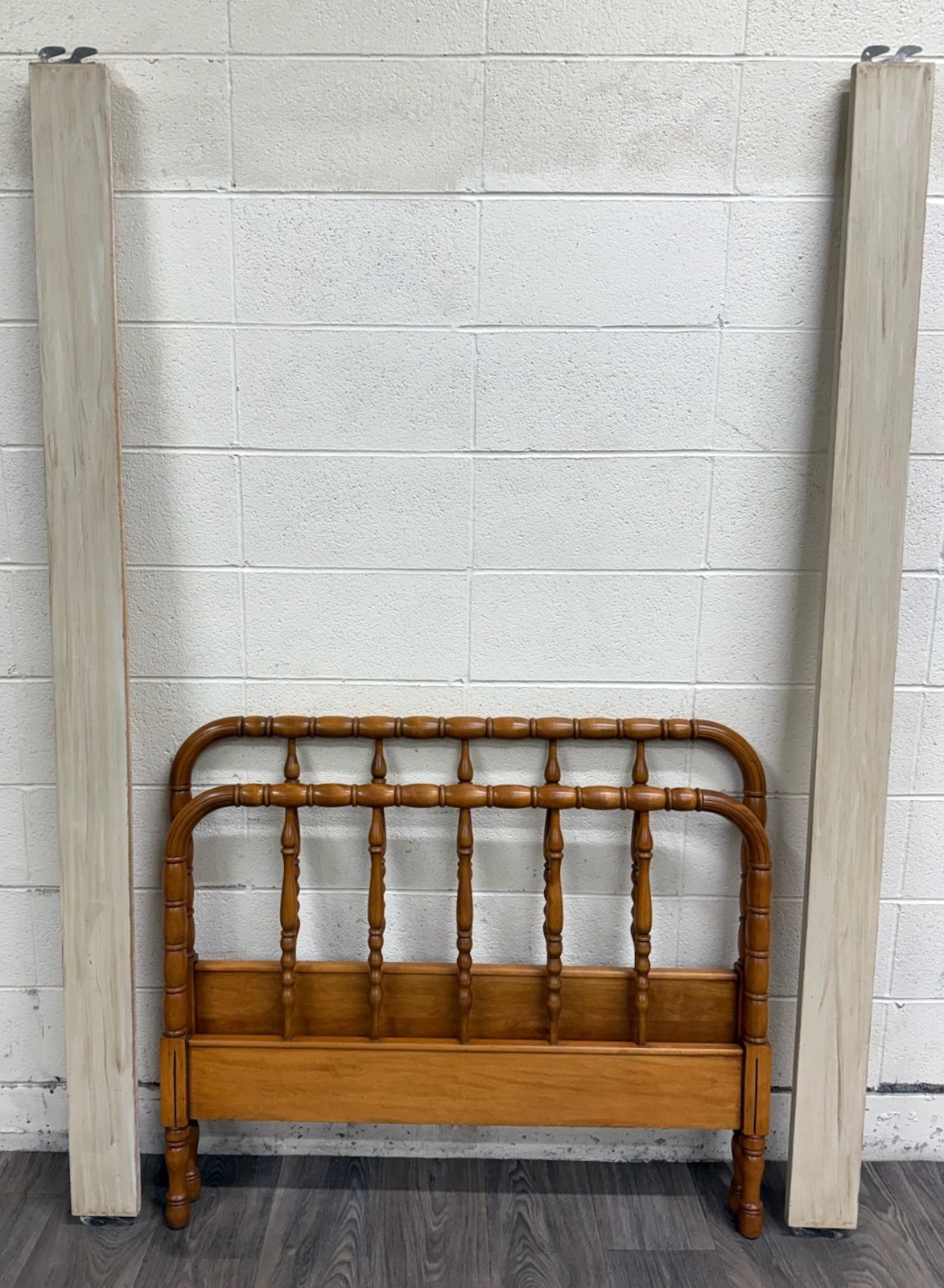 Vintage Twin Size Jenny Lind Bed