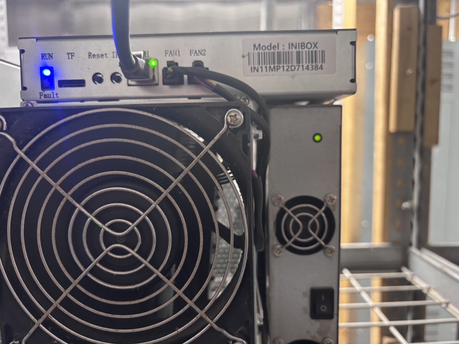 Pinecone INIBOX PRO ASIC Miner 2.4 GH/S