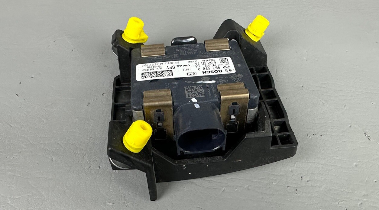 2018-2019 AUDI A4 A5 Q7 S5 RS5 REAR LEFT BLIND SPOT SENSOR CONTROL MODULE OEM