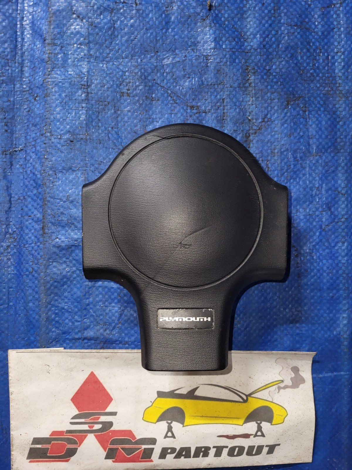 Steering Wheel Horn Pad 1G DSM 90-94 Plymouth Laser stock#J1