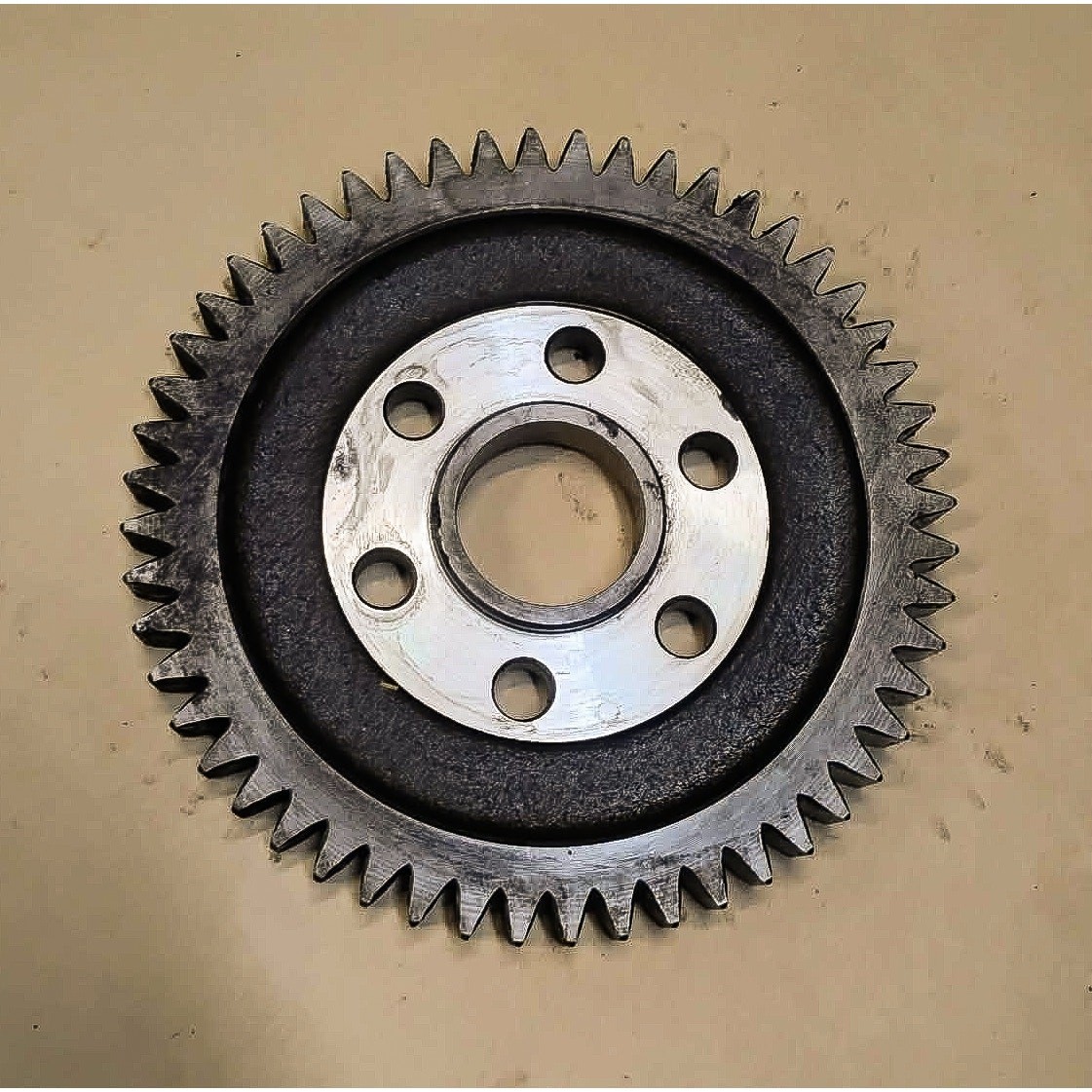 Iveco 334T/M2 Camshaft / timing gear 4894776 Used (846)