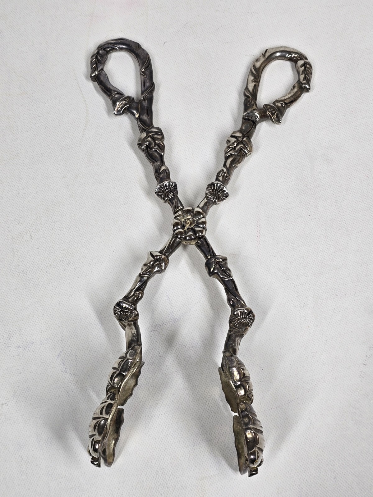 VTG Bombay Silver Plated Butterfly Floral Salad Tongs Whimsical Hostess Garden