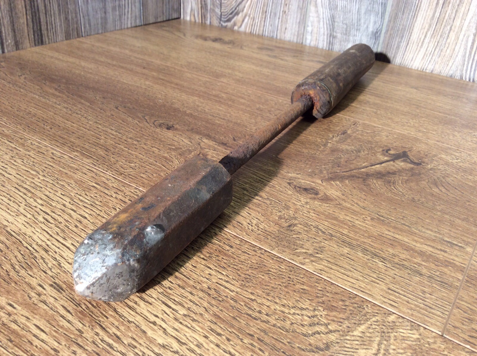 Antique Electric Materials Co. Soldering Iron Huge Copper Head E3
