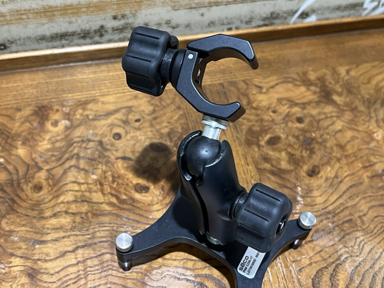 SECO 5200-17 Survey Mount Bracket & Socket Claw