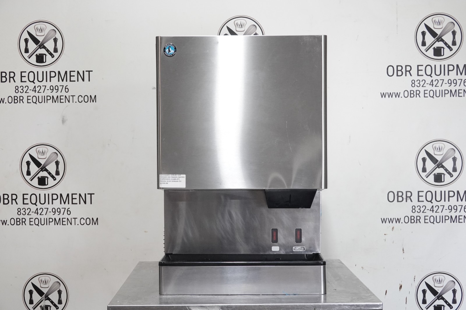 HOSHIZAKI 320LBS AIR COOLED ICE MAKER/ WATER DISPENSER (CUBELET) MODEL DCM-300BA