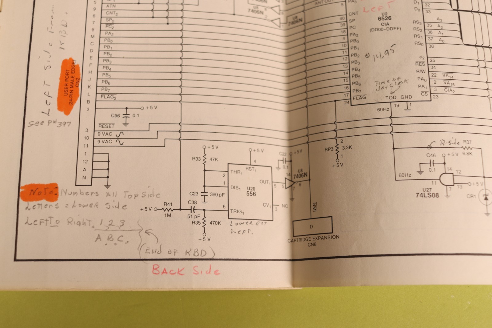 Commodore 64 Programmer's Reference Guide First Edition 7th Printing 1983