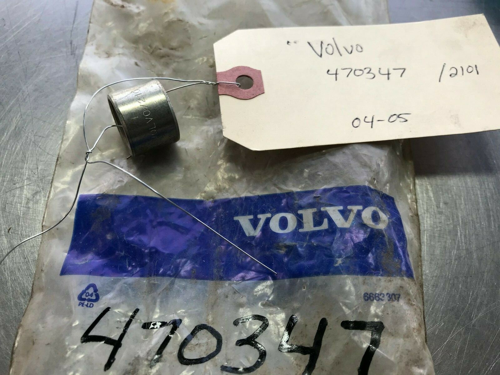 470347  GENUINE OEM  VOLVO   BUSHING   Ingersoll Rand  VOE470347