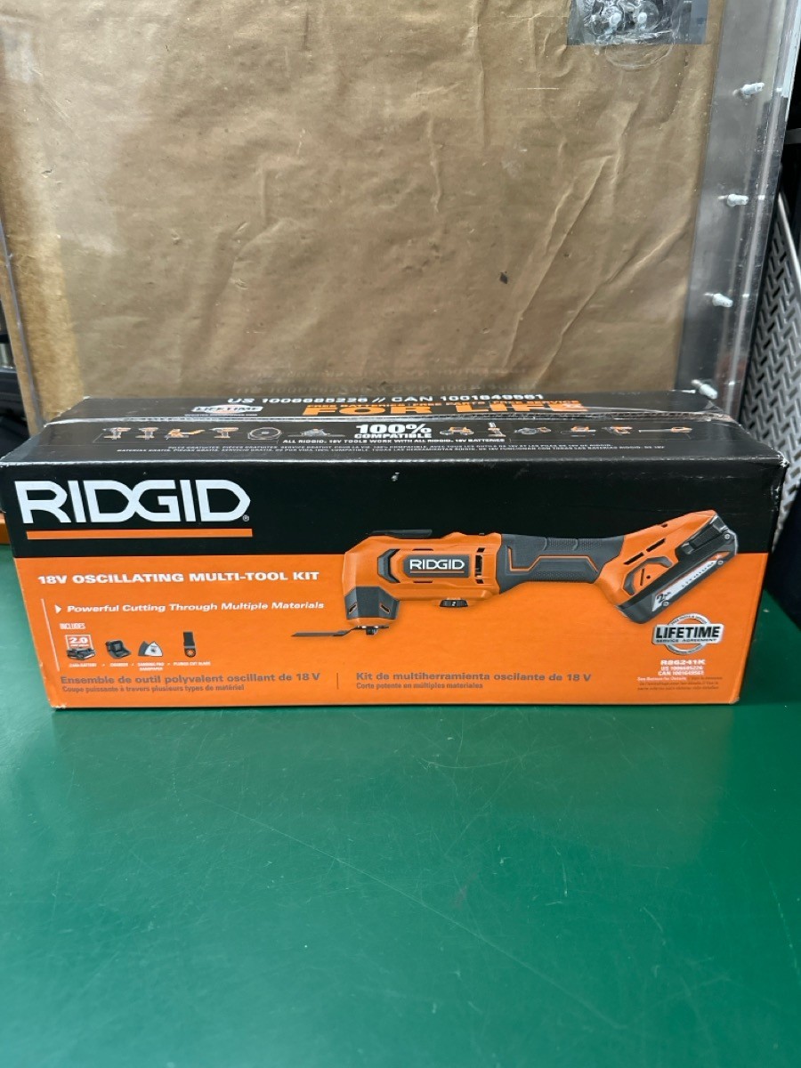 RIDGID R86241K 18V Oscillating Multi-Tool Kit with Battery /Charger (E10050052)