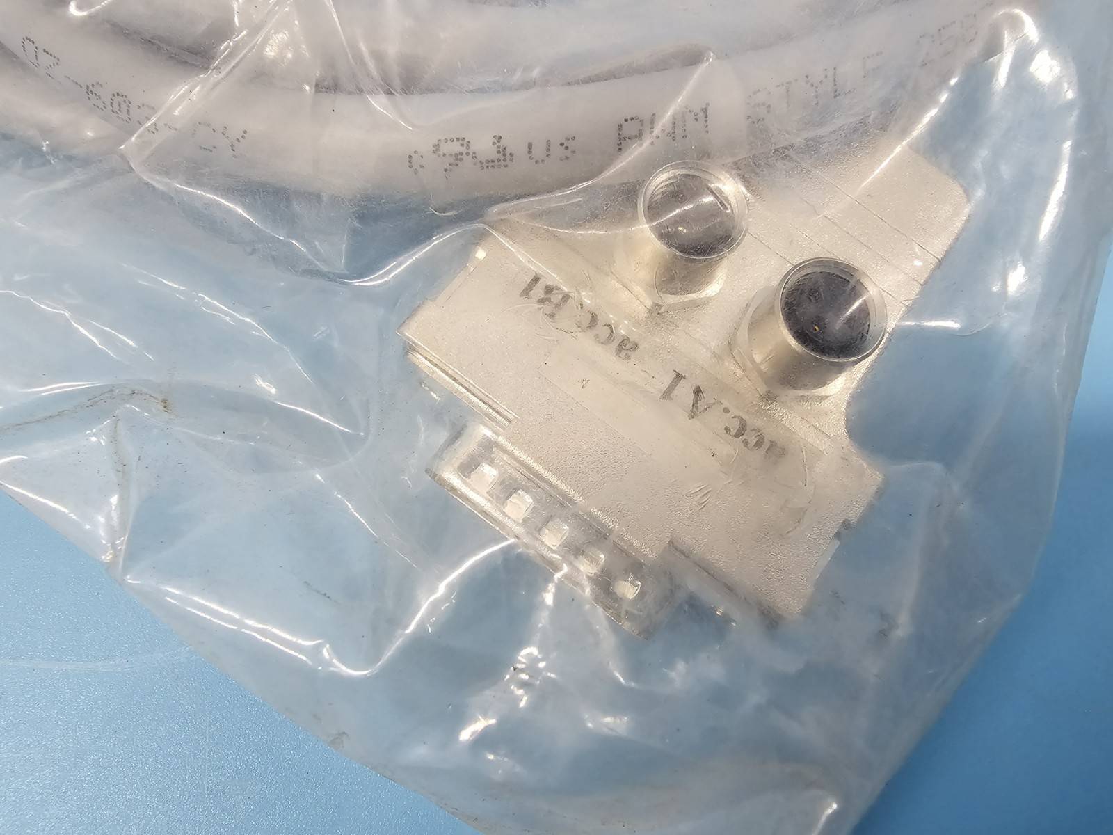 NEW PFEIFFER TC110-TPS/DCU 110/180 , PM061351-T Connection Cable