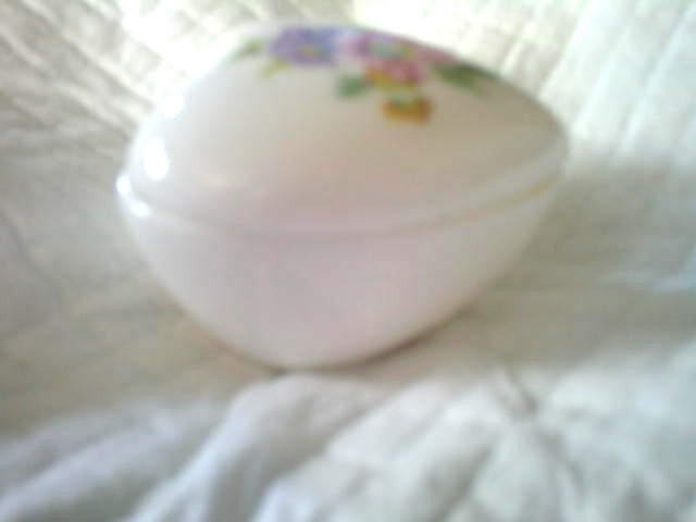 A Beautiful, Small Trinket Box ( please read )