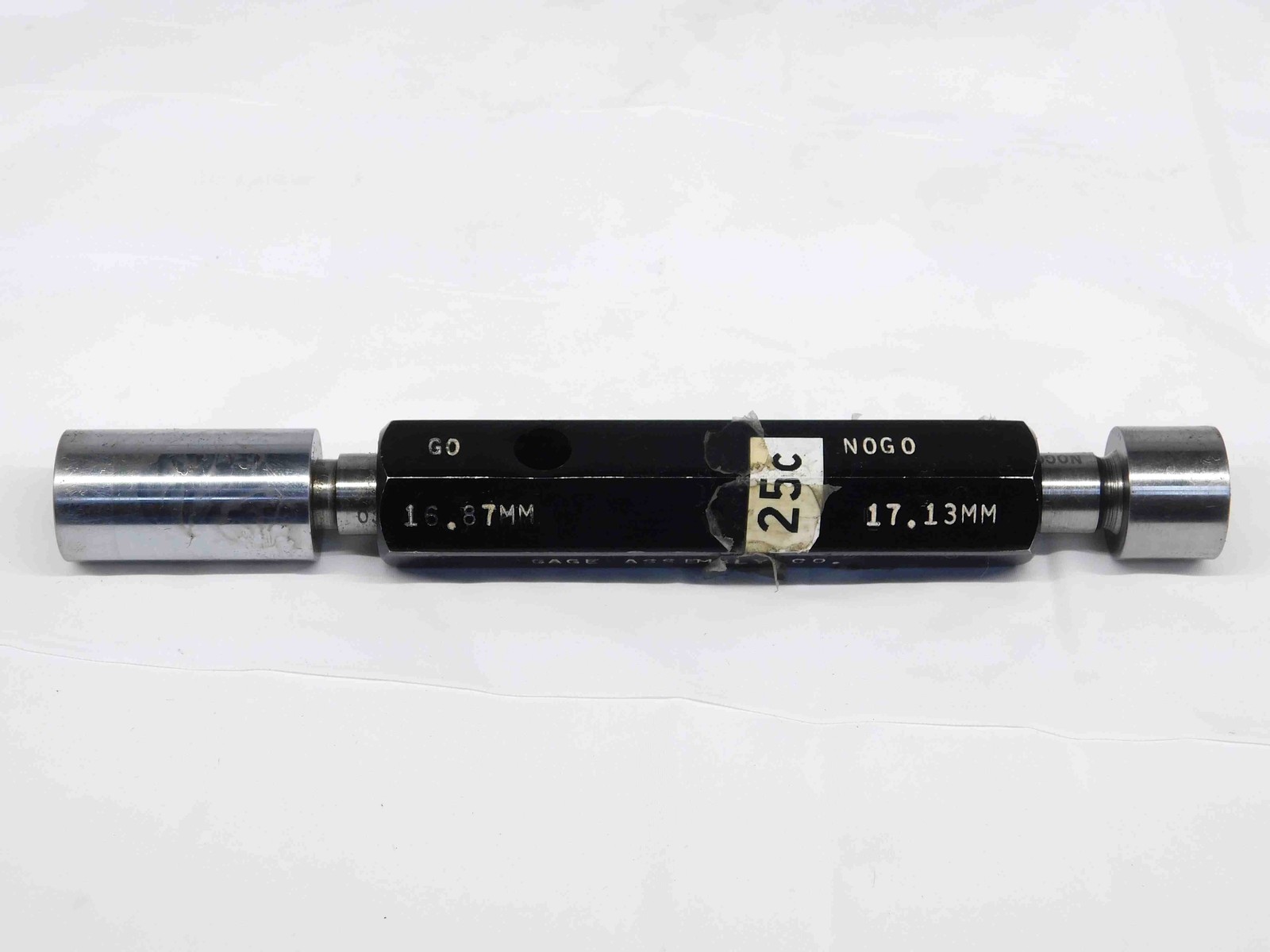 16.870 & 17.130 CL XX mm PIN PLUG GAGE GO NOGO 17.000 -.130 17 .6642 16.87 17.13