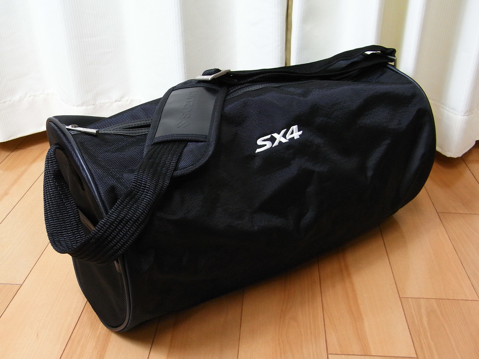 [GOODS] Suzuki SX4 Genuine Sports Bag Japan Drum Gym WRC