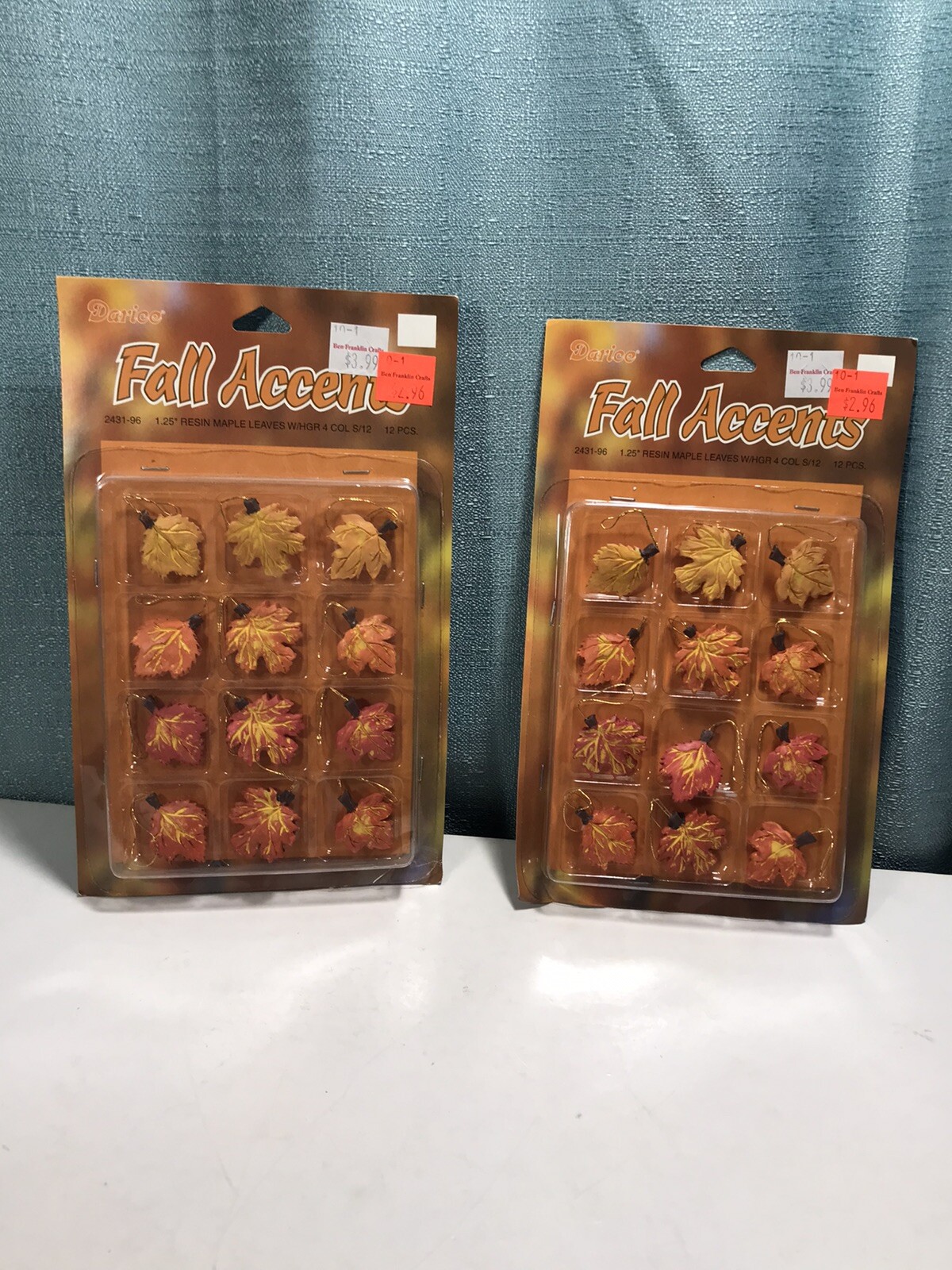 Vintage 2 New Resin Maple Leaves Mini Ornaments Craft Wreath Accents Sets