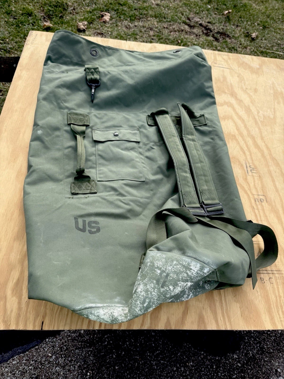 Genuine US Issue Military Duffle Bag