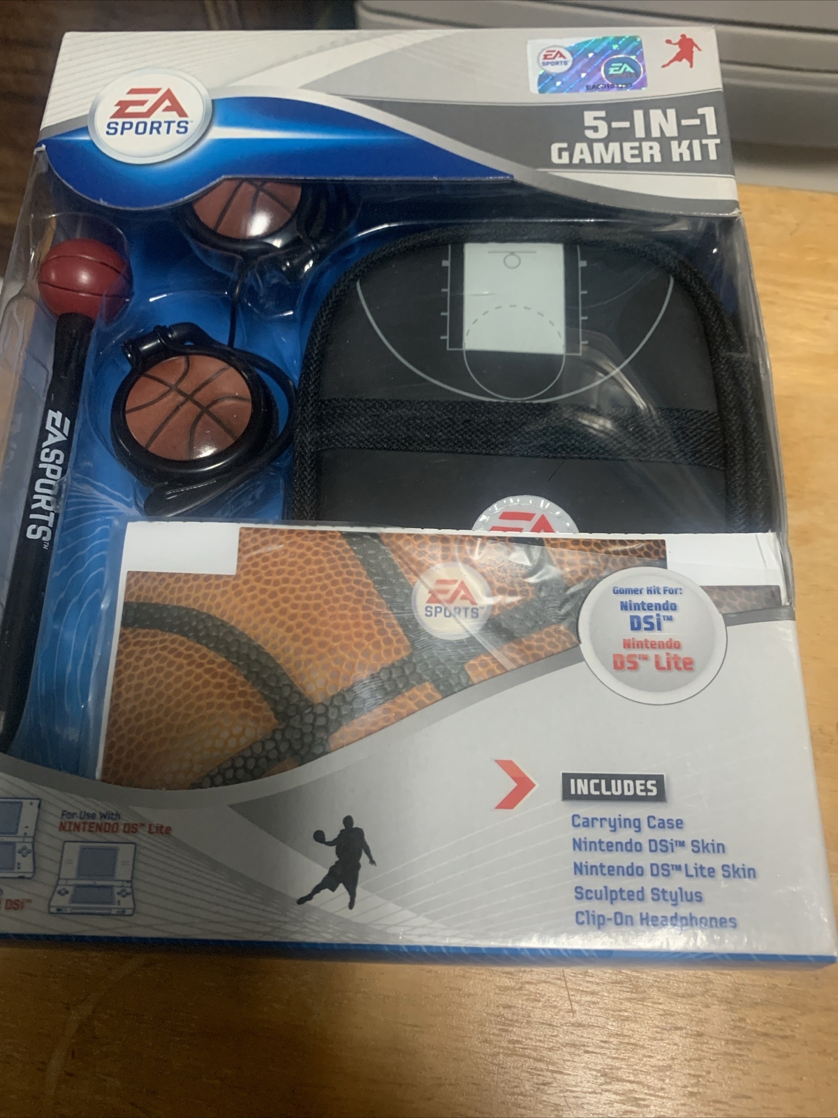 EA Sports 5 In 1 Gamer Kit Nintendo DS Case Skin Stylus Headphone Basketball NEW