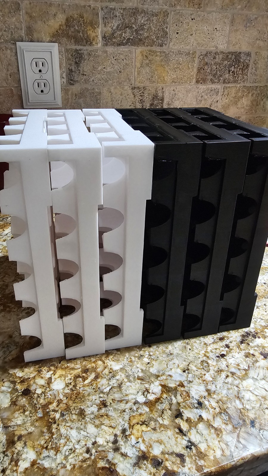 Eco-Friendly 3D Printed Egg Carton – Mold-Resistant, Multi-Use (Eggs, Feeders)