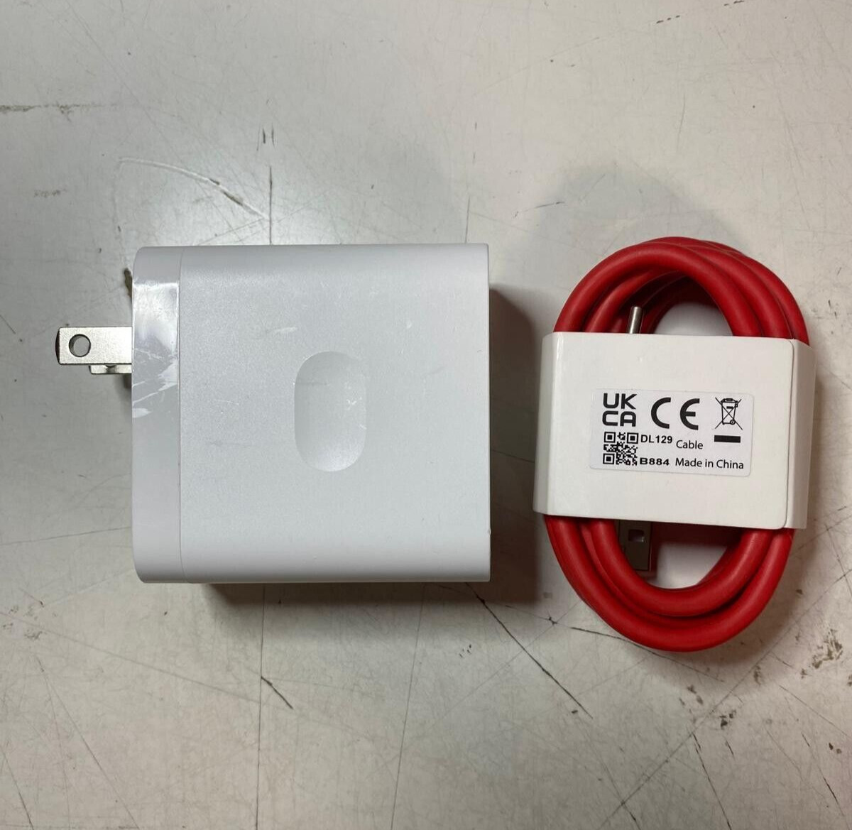 33W Oneplus Supervooc USB-A Wall Warp Charger w USB-A - USB-C for Oneplus 11/12