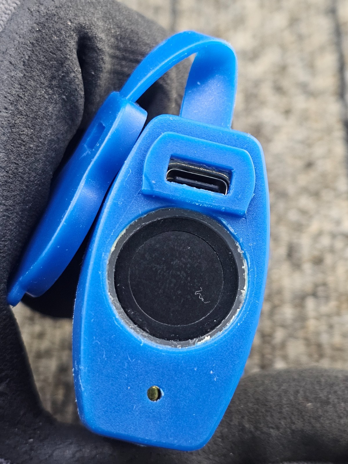 BenjiLock BJL207SS-40 Outdoor Fingerprint Padlock- Satin Nickel - 40mm Blue