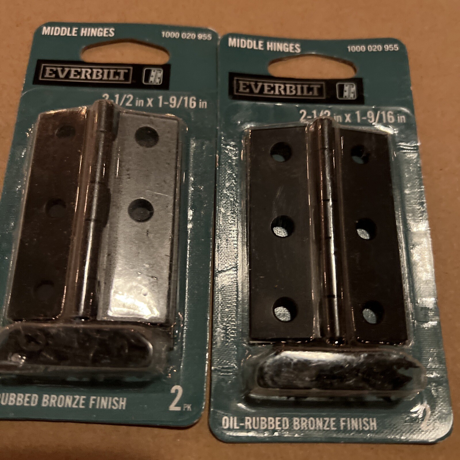 2-Pack EVERBILT 2-1/2" x 1-9/16" Oil-Rubbed Bronze Finish Middle Hinges 020 955
