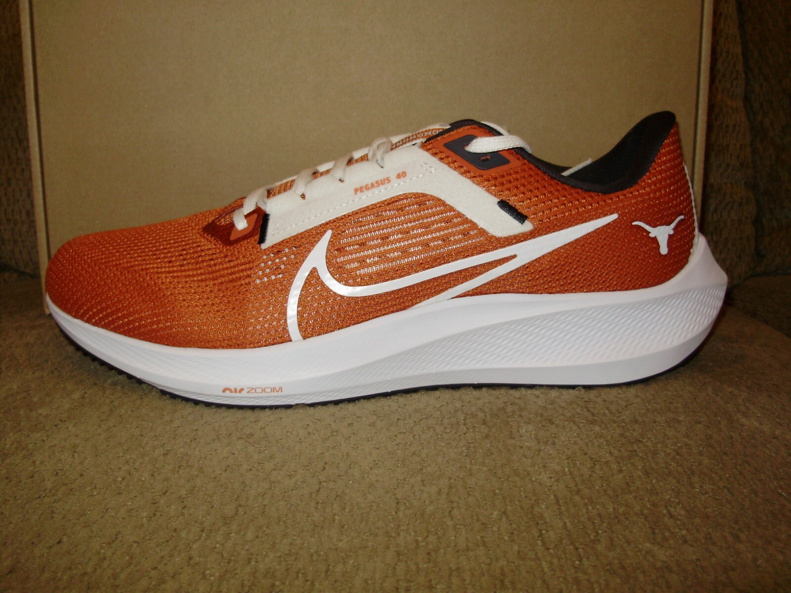 Texas Longhorns NIKE AIR ZOOM PEGASUS 40 Orange DZ5951-100 Men's Shoes 11.5M