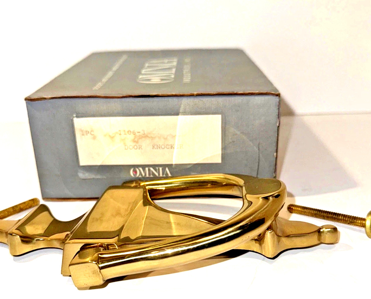 New OMNIA 1106-3 1PC Brass Door Knocker NOS Polished Brass