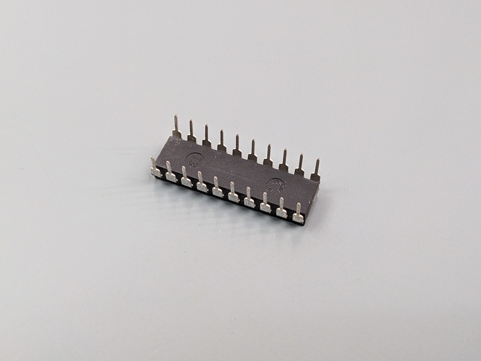 (2) Dallas DS2186 T1/CEPT Transmit Line Interface ICs