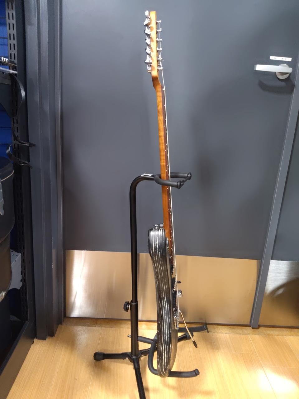 BACCHUS SGS-ASH RSM BLACK&WHITE Stratocaster type