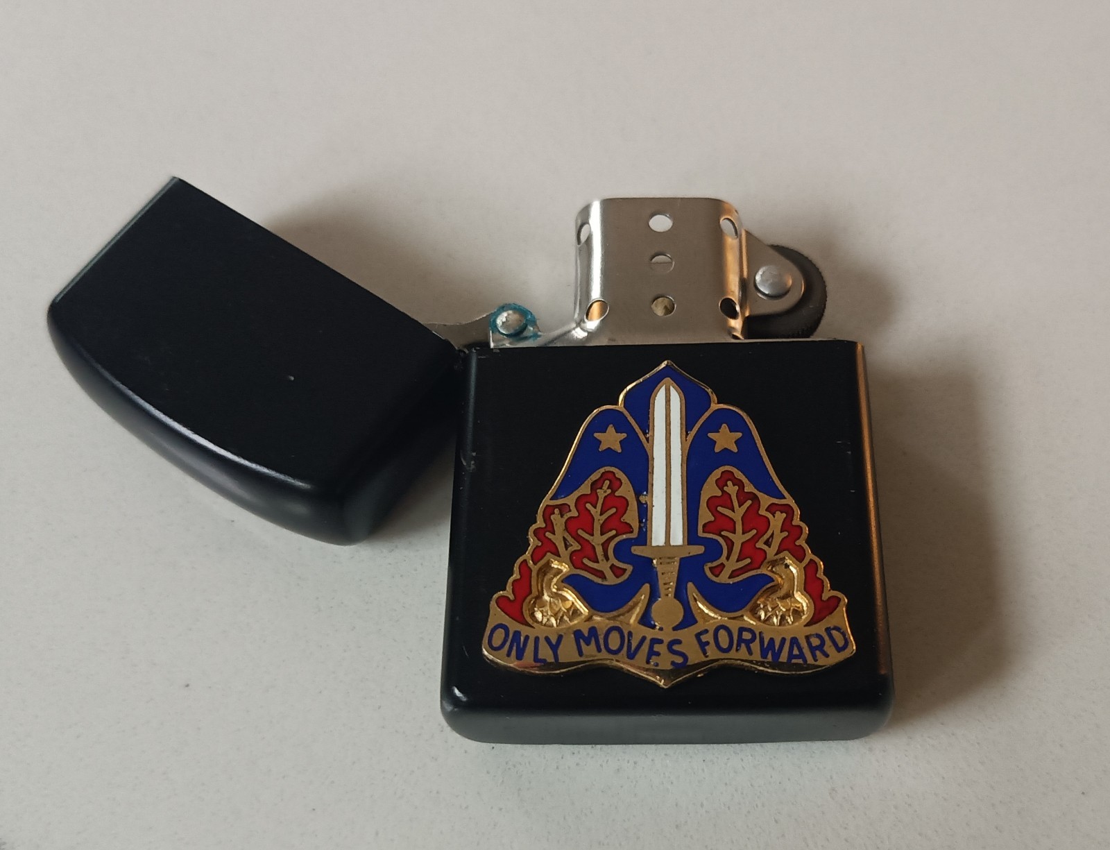 Military Lighter United States Army 80th Training Command Division Only Forward