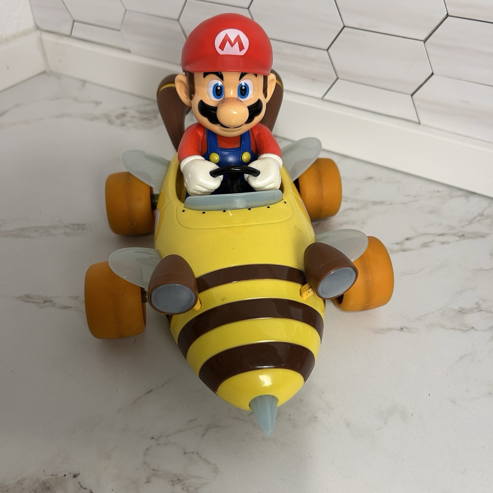 2020 Nintendo RC: Mario Kart Bumble V Mario  Carrera - No Remote UNTESTED As Is