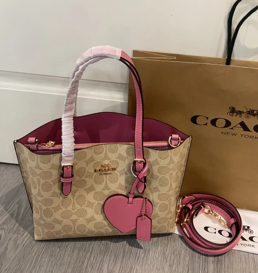 Coach CDF03 Mollie Tote Bag 25 Signature Canvas With Heart Charm Sand Peony NWT
