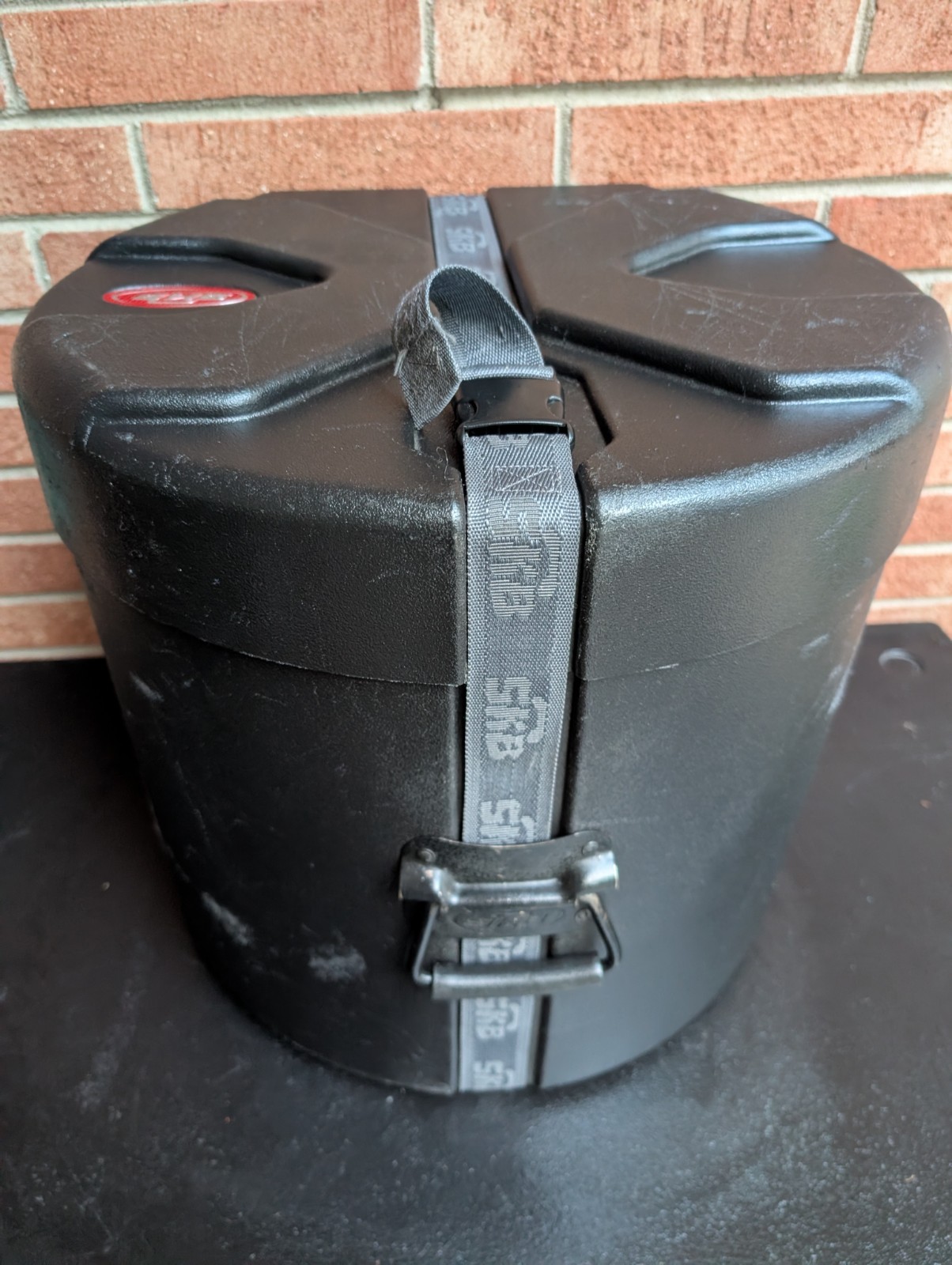SKB Case Molded 16" x 18" Floor Tom Case Used