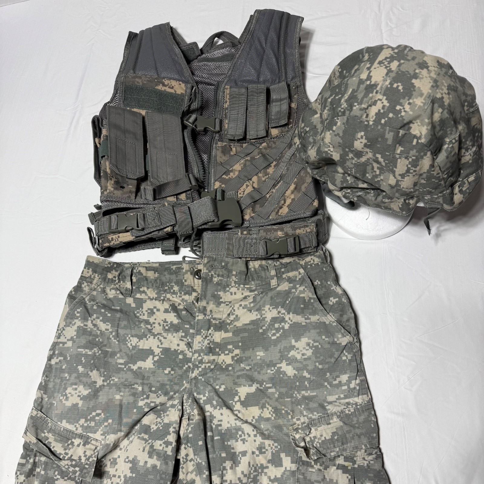 NcSTAR Military Style Camouflage Tactical Vest Pockets Multiple Adjustments